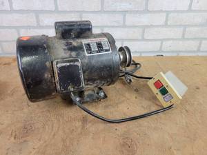 lot 624 image: 34hp Induction Motor - 115V, 1720 RPM, 58 Shaft - Tested and Works