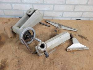 lot 658 image: Parts for Wood Lathe - Cast Iron