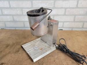lot 730 image: LEE Infinite Heat Control Lead Melting Pot - 500W, 120Vac - Tested and Works
