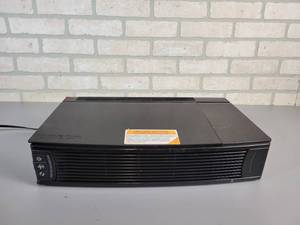 lot 735 image: ORECK Model No. WK11260CA - Electronic Air Purifier