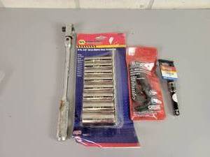 lot 517 image: Lot of NEW Hand Tools - NAPA Metric 38 Drive Deep well Sockets, Extension and Hex Keys  USED NAPA 38 Drive Flex Head Socket Wrench