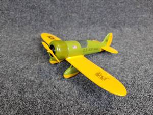 lot 220 image: Die Cast Revell US Air Mail Airplane