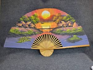 lot 231 image: Large Vintage Decorative Fan