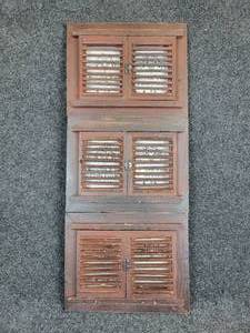 lot 253 image: Brown Stain Distressed Recycled Wood Photo Frames with Shutters