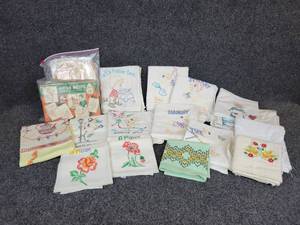 lot 265 image: Lot of Embroidered Flour Sack Towels and Pattern Transfers