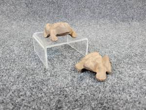 lot 276 image: Pair of Small His and Hers Cast Iron Frogs