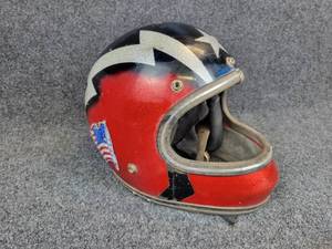 lot 285 image: Vintage 1960s Red, Silver, and Blue Metal Flake Helmet with Chin Strap - LSI-4170