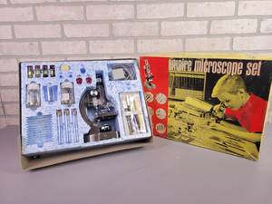lot 29 image: Vintage Empire Microscope Set Model 644