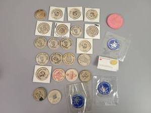 lot 31 image: (22) Vintage Wood Nickels - Wisconsin Dells, Maine, Branson and More