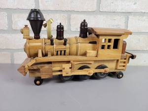 lot 73 image: Wood Locomotive - Madelia-Lake Crystal Mutual Insurance