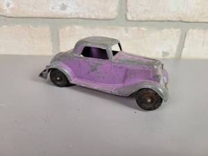 lot 91 image: HUBLEY 1934 FORD Coupe Diecast Toy Car - Approx. 5.5 Long