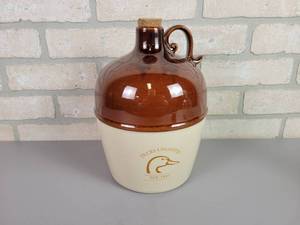 lot 102 image: Ceramic Ducks Unlimited Jug