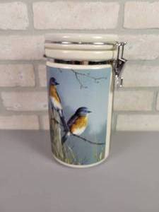 lot 108 image: Tone World Hautman Brothers Ceramic Canister