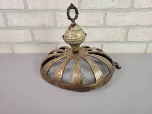 lot 133 image: Antique Cast Iron Stove Finial