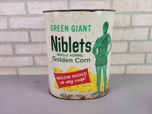 lot 167 image: Vintage Green Giant Niblets Tin Trash can - Approx. 13 x 10.5 x 8