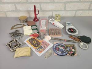 lot 180 image: Large Lot of Assorted Vintage Junk Drawer Items