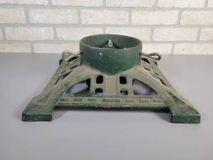 lot 390 image: Vintage Cast Iron Christmas Tree Stand - Approx. 14 x 14