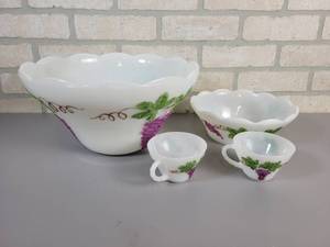 lot 401 image: Vintage Anchor Hocking Hand Painted Milk Glass Bowls and Teacups