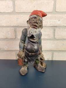 lot 2194 image: RARE 1930s Metal Moss Mfg Cast Iron Elf Doorstop - Chicago IL