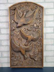 lot 2271 image: Beautiful Vintage Hand Carved Wall Dcor - Signed on Back A.J. Gruter 1977