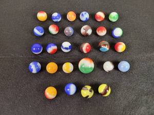 lot 2274 image: Lot of (28) Vintage Marbles - Sizes from 58 to 78