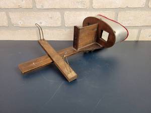 lot 2291 image: Antique Stereo card Viewer