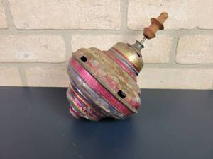 lot 2311 image: Antique German Tin Litho Toy Top