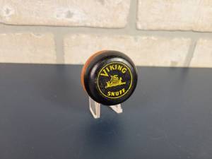 lot 2326 image: Vintage Viking Snuff Promotional Yo-Yo