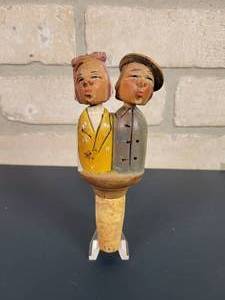 lot 2331 image: Vintage German Black Forest Hand Carved Mechanical Bottle Stopper - WORKS