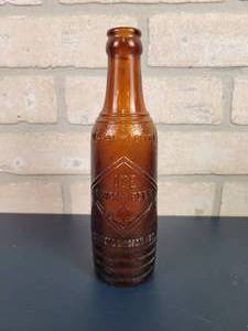 lot 2351 image: Vintage Ace Ginger Beer 7.5oz Bottle