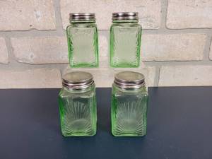lot 2379 image: (4) Vintage Green Glass Spice Jars