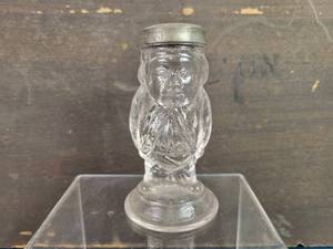 lot 2384 image: Early American Pressed Glass Figure  Spice Jar with Unusual Star Pattern Pewter Cap