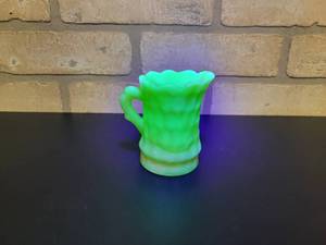 lot 2401 image: Vintage Kanawha Dunbar Slag Glass Mini Cream Pitcher