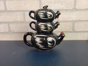 lot 2413 image: Vintage Japanese Stacking Redware Chicken Teapot and Creamers
