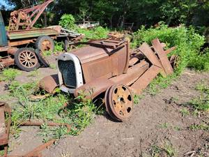 lot 3 image: FORD Model AA Truck - NO TITLE
