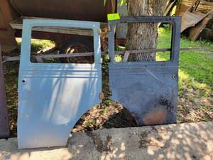 lot 55 image: Pair of 1930s Chevrolet Doors