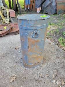 lot 67 image: FORD Model T Fuel Tank