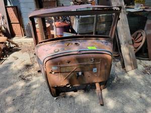 lot 84 image: 1930-31 FORD Model A Front Assembly