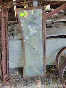 lot 90 image: FORD Model A Windshield Frame