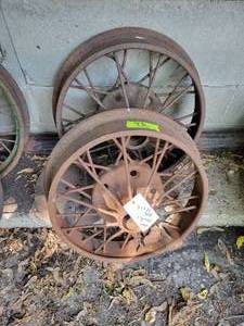lot 93 image: (2) FORD Model AA Truck Rims