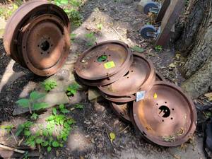 lot 97 image: (6) Chevrolet 6-Bolt Steel Wheels
