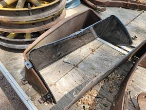 lot 128 image: (2) FORD Model A Valances