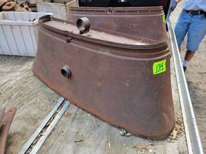 lot 134 image: 1928-29 FORD Model A Fuel Tank