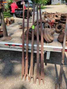 lot 147 image: (5) FORD Model A Rear Radius Rods