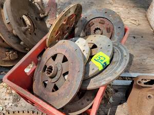 lot 152 image: Lot of FORD Model A Clutch Pressure Plates
