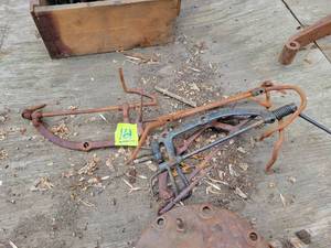 lot 161 image: (4) FORD Model A Throttle Linkages