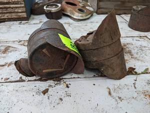 lot 222 image: (2) Antique Truck Directional Signals