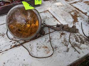 lot 237 image: Antique Amber Glass Lens Light