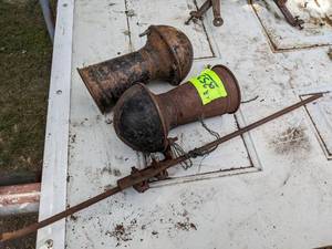 lot 253 image: (2) Antique Car Horns
