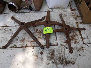 lot 255 image: (3) Antique Car Steering Wheel Centers